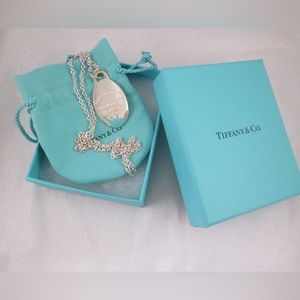 Tiffany & Co. Return To Blue Enamel Splash Oval Pendant